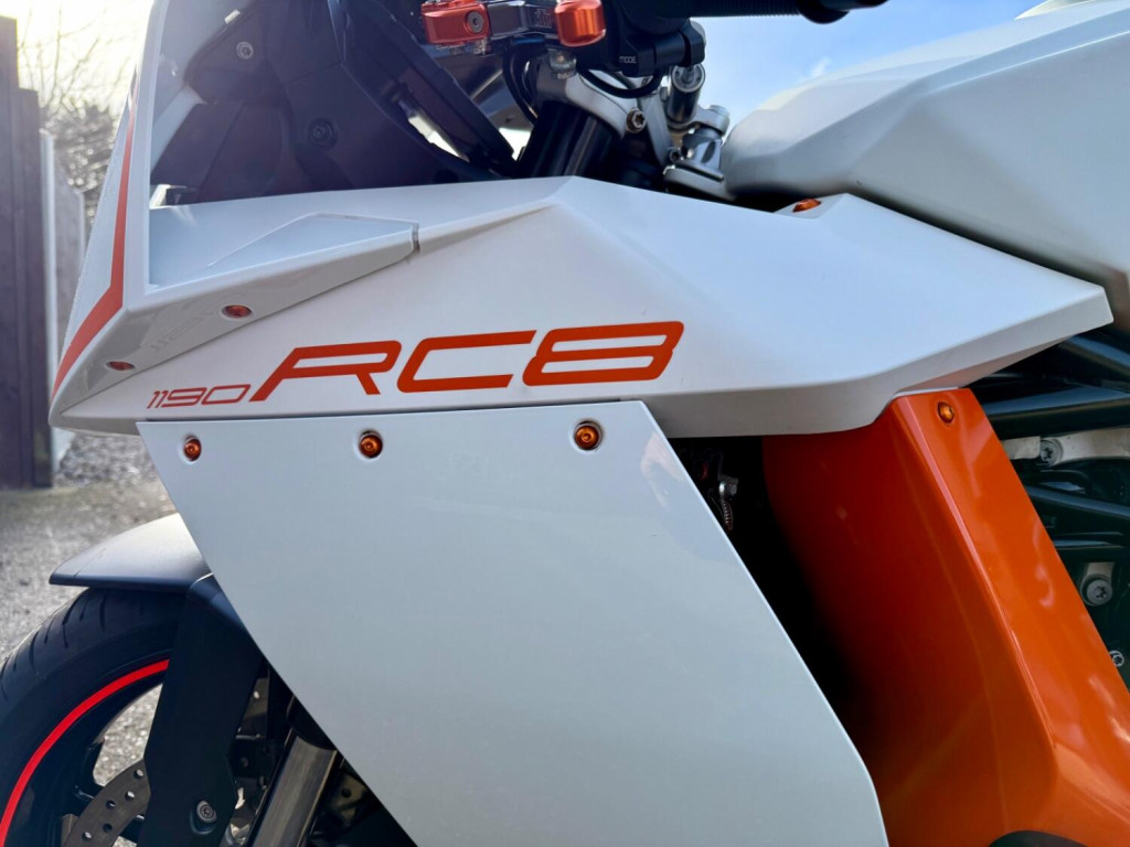 KTM RC8