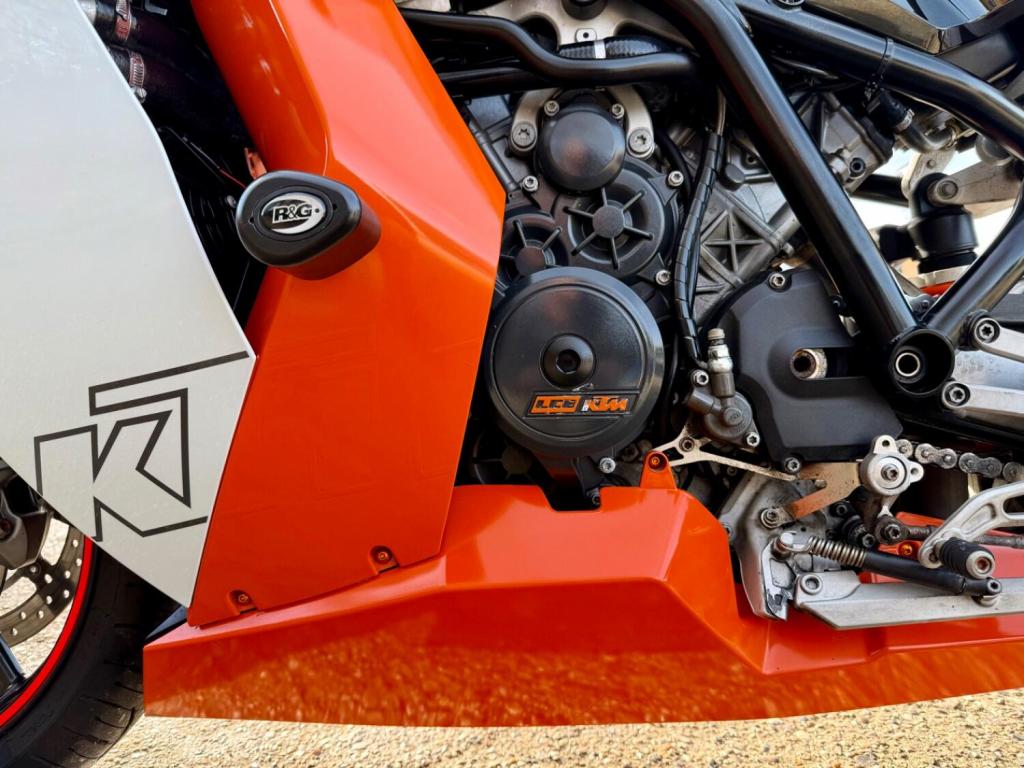 KTM RC8