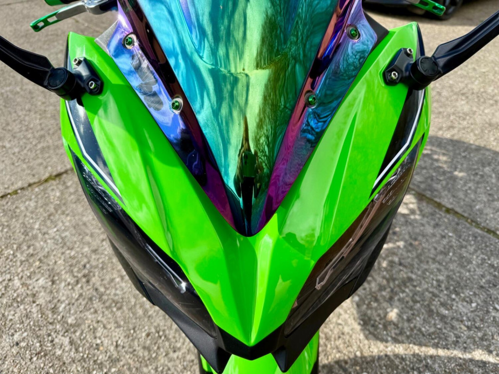 KAWASAKI Ninja 650
