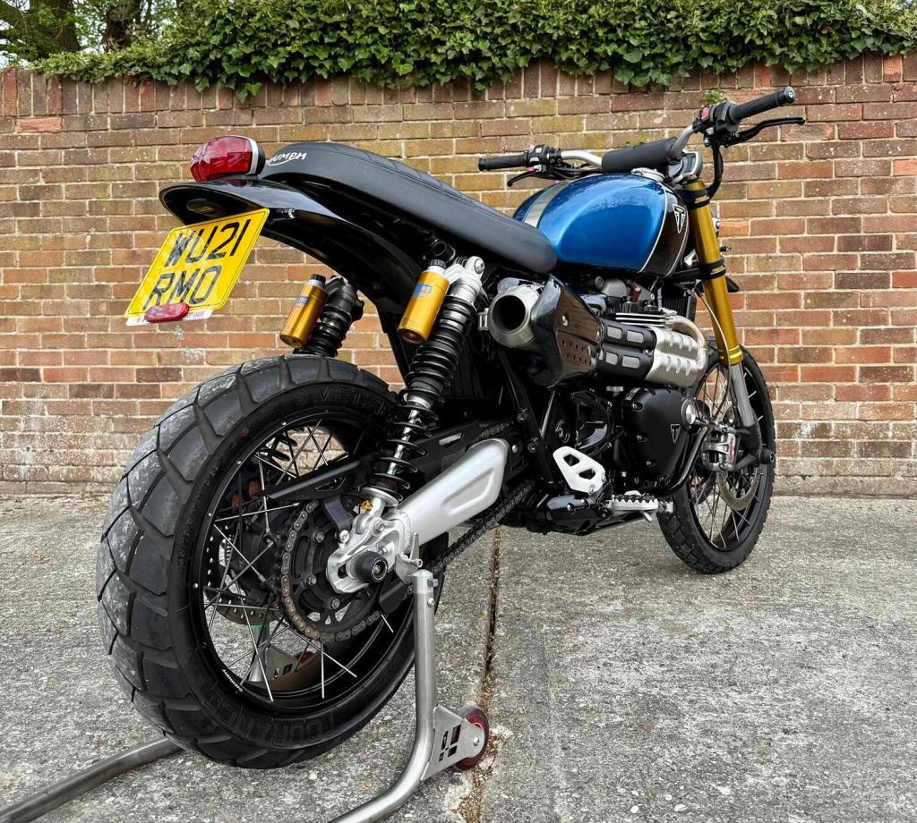TRIUMPH SCRAMBLER 1200