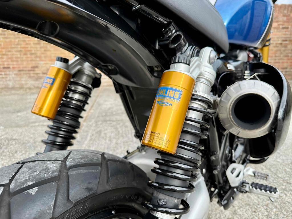 TRIUMPH SCRAMBLER 1200