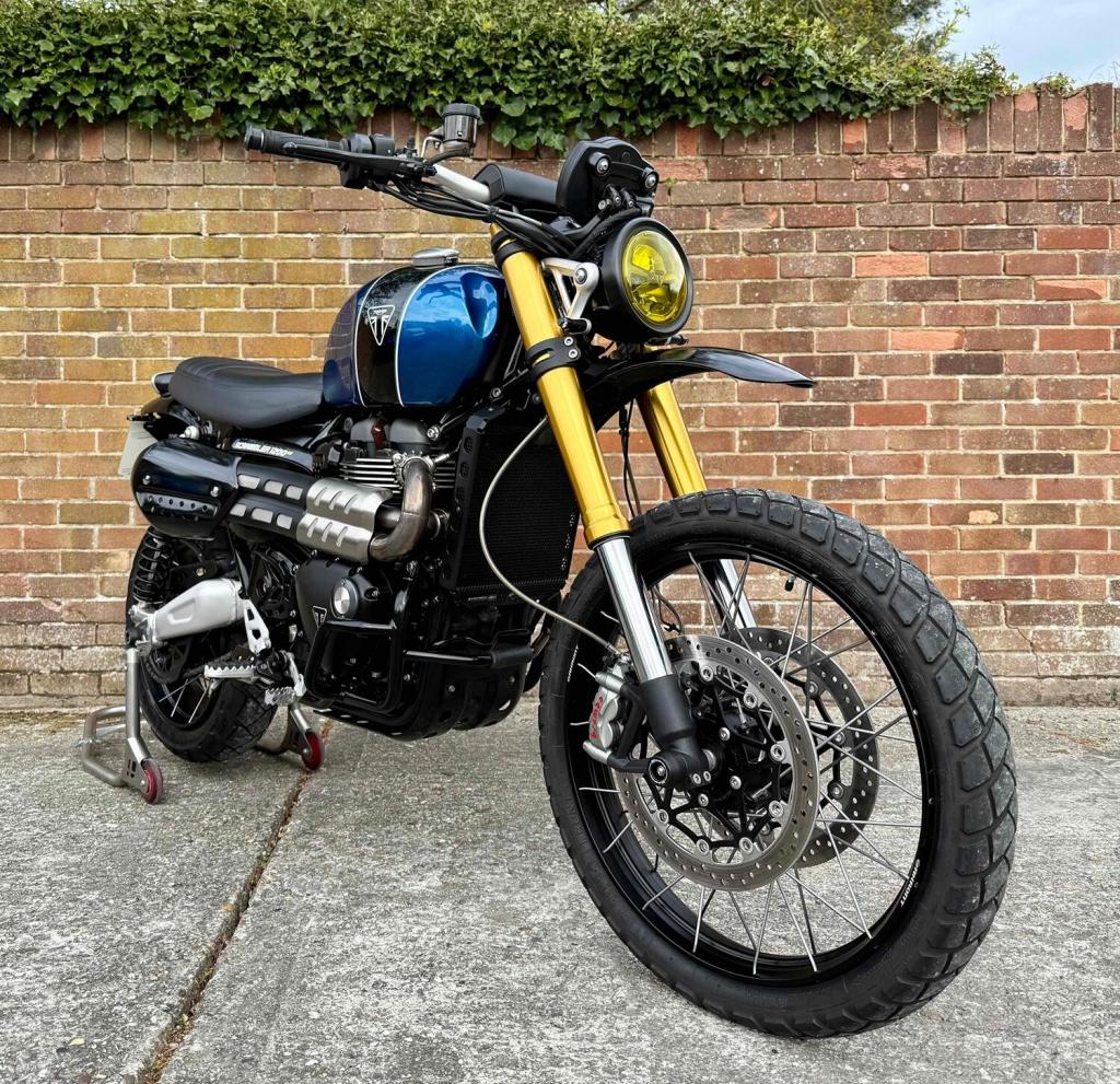 TRIUMPH SCRAMBLER 1200