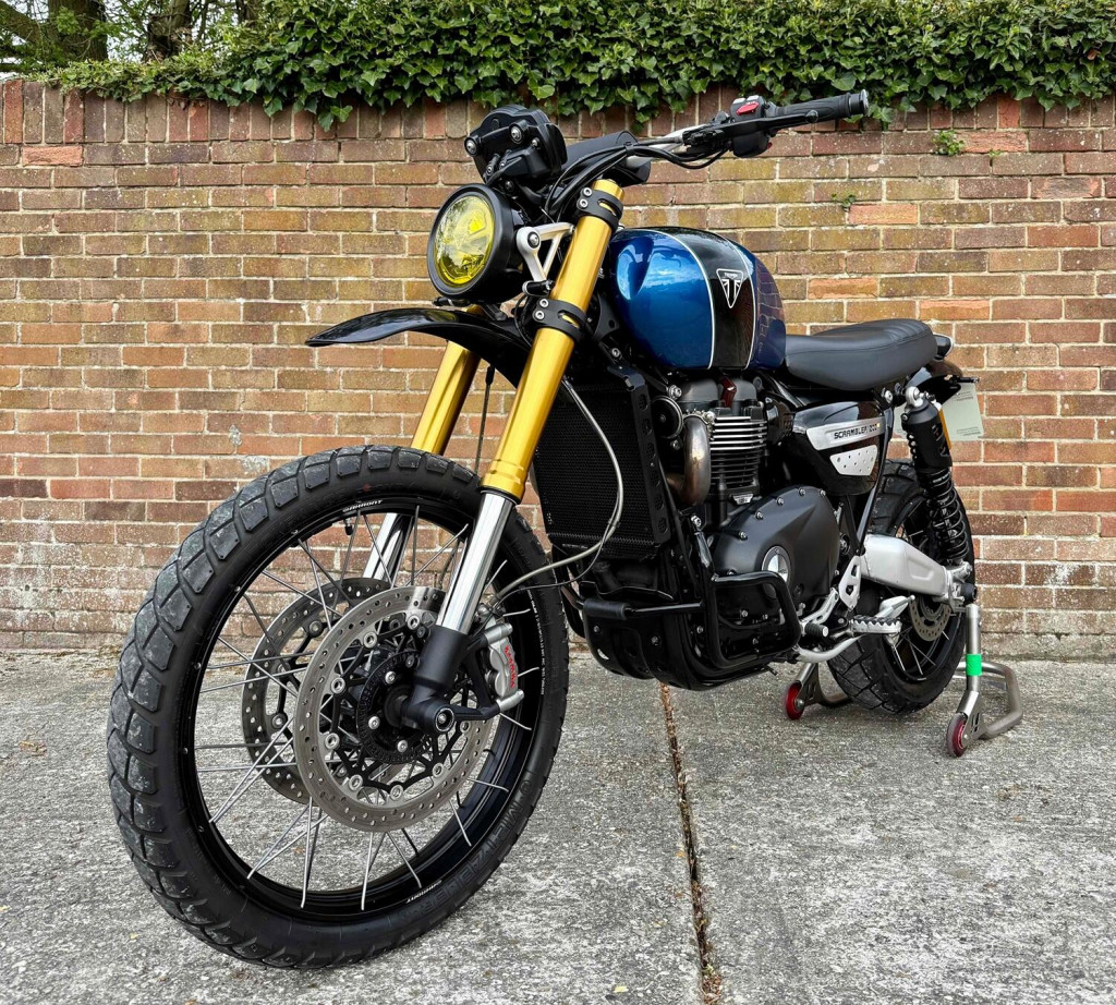 View TRIUMPH SCRAMBLER 1200 XE