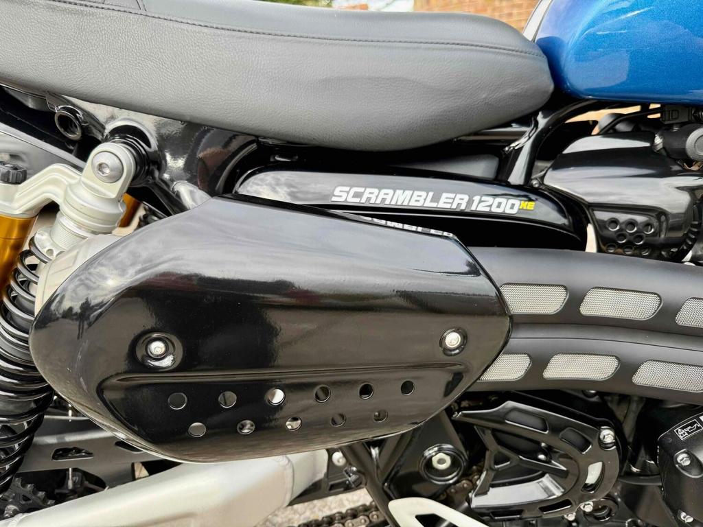 TRIUMPH SCRAMBLER 1200