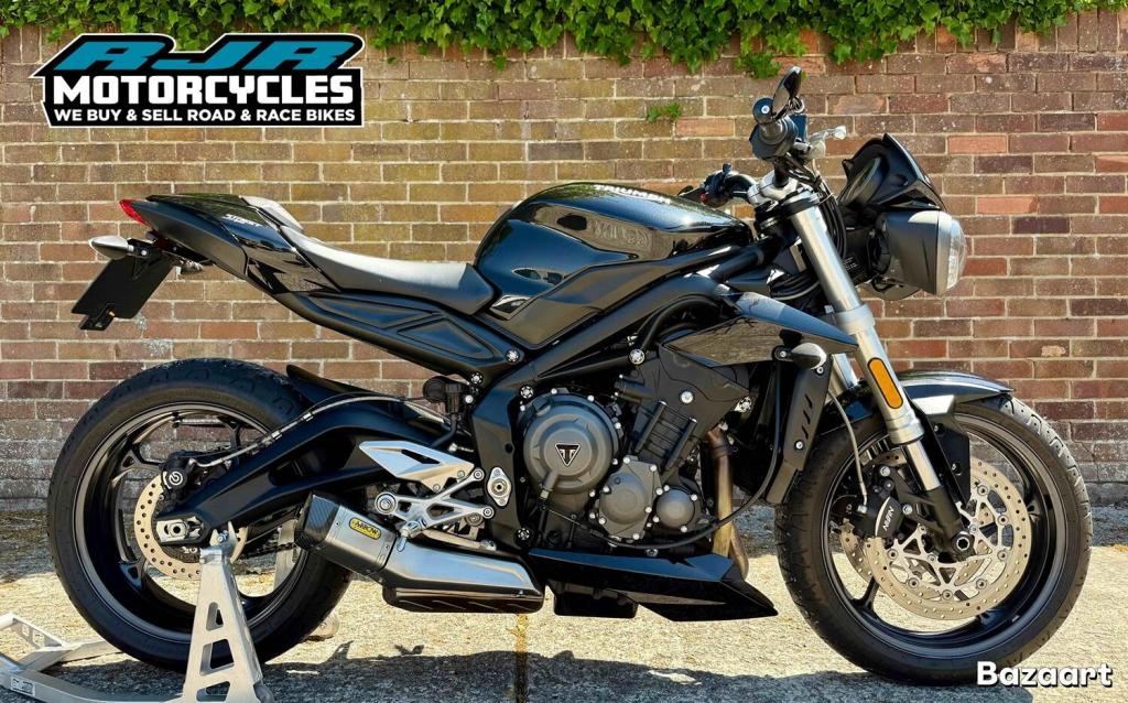 View TRIUMPH STREET TRIPLE 765 S