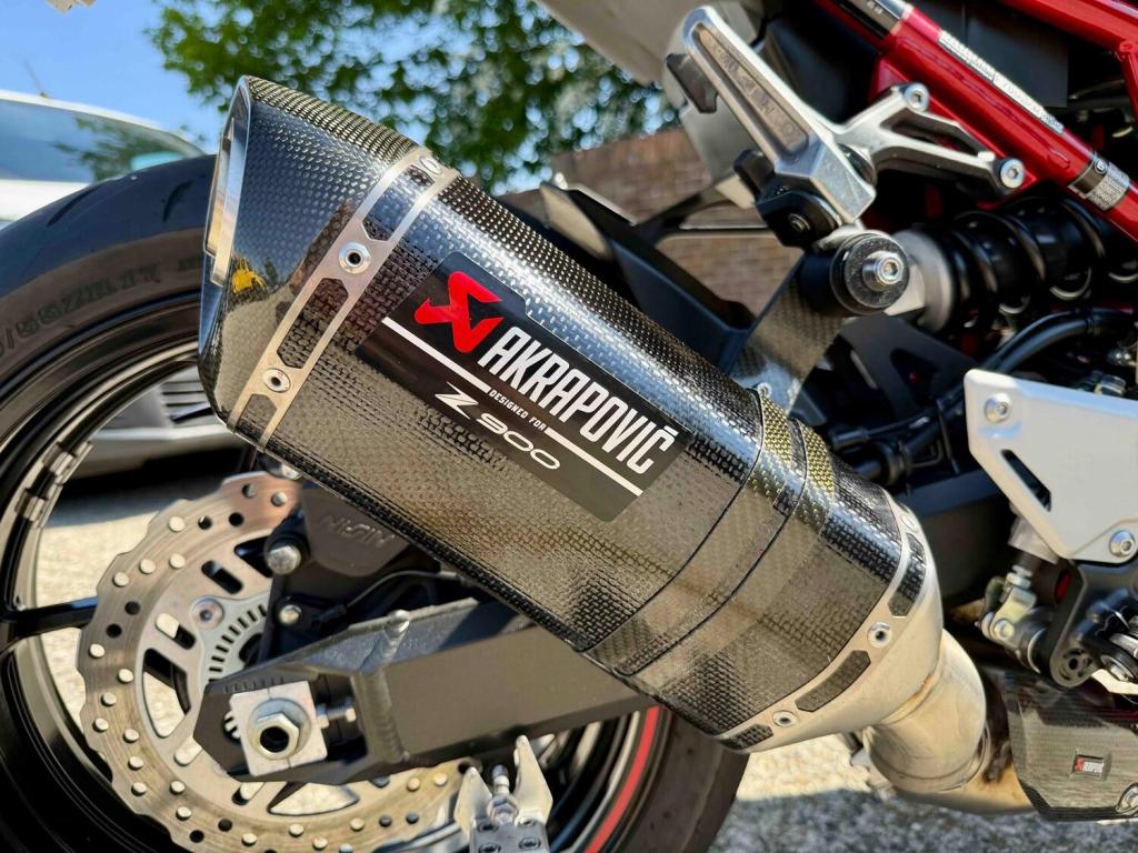 KAWASAKI Z900