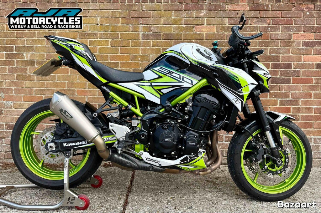View KAWASAKI Z900 