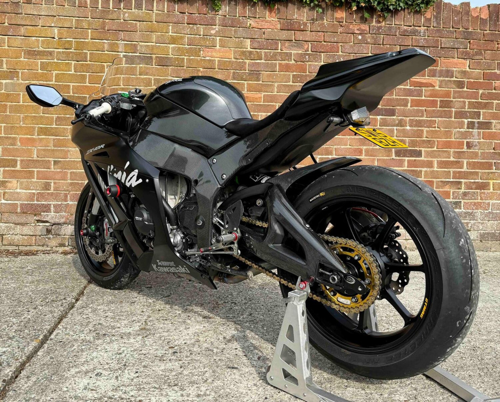 KAWASAKI ZX-10R