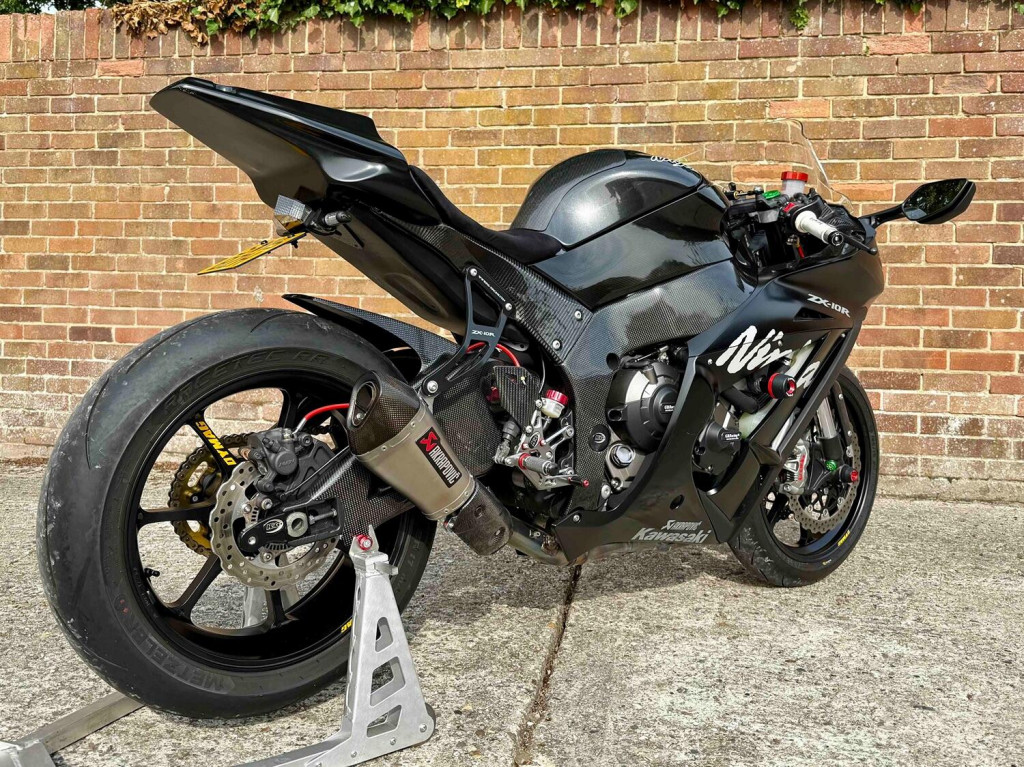 KAWASAKI ZX-10R