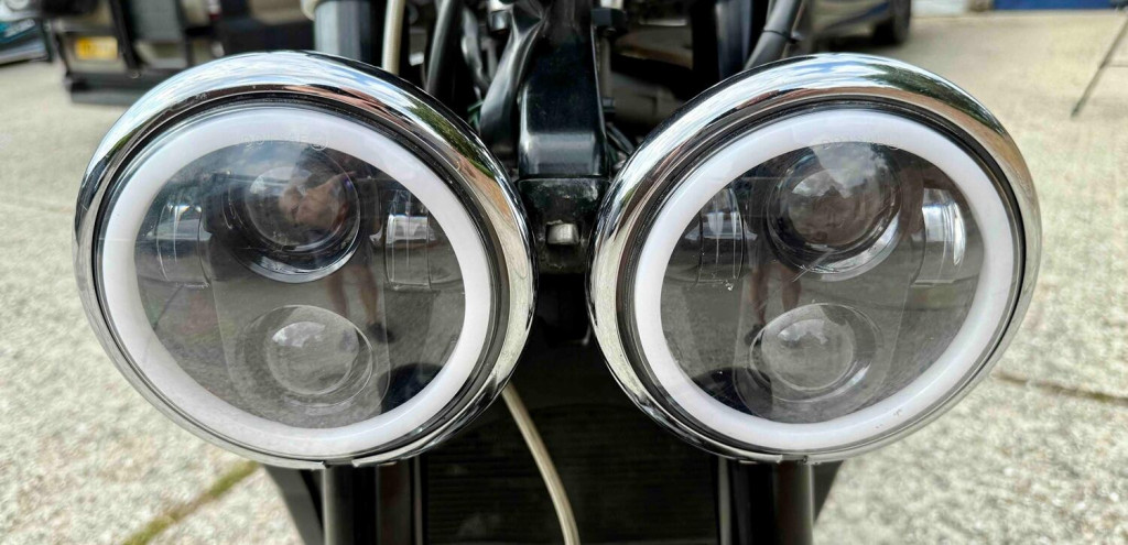 TRIUMPH SPEED TRIPLE 1050