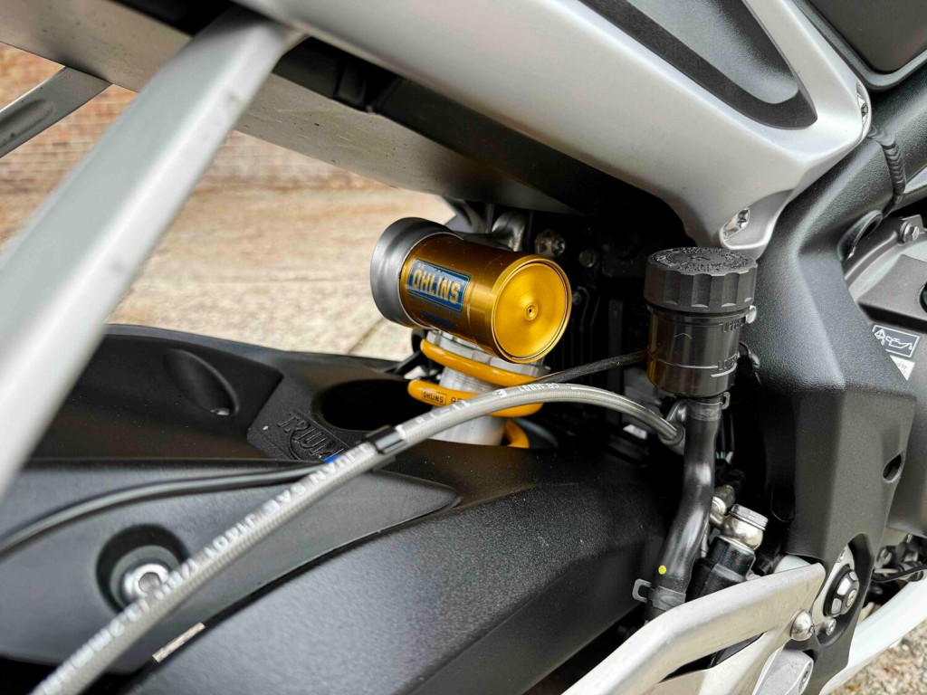 TRIUMPH STREET TRIPLE 765