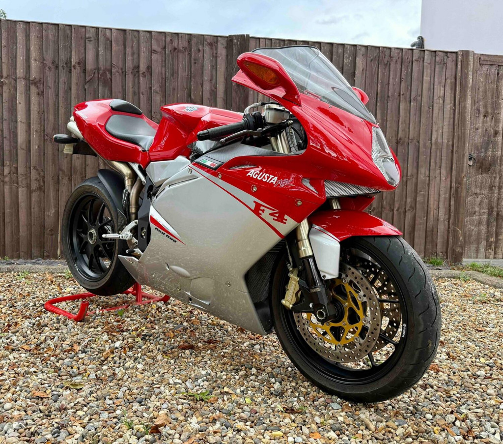 MV AGUSTA F4