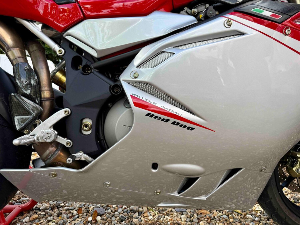 MV AGUSTA F4