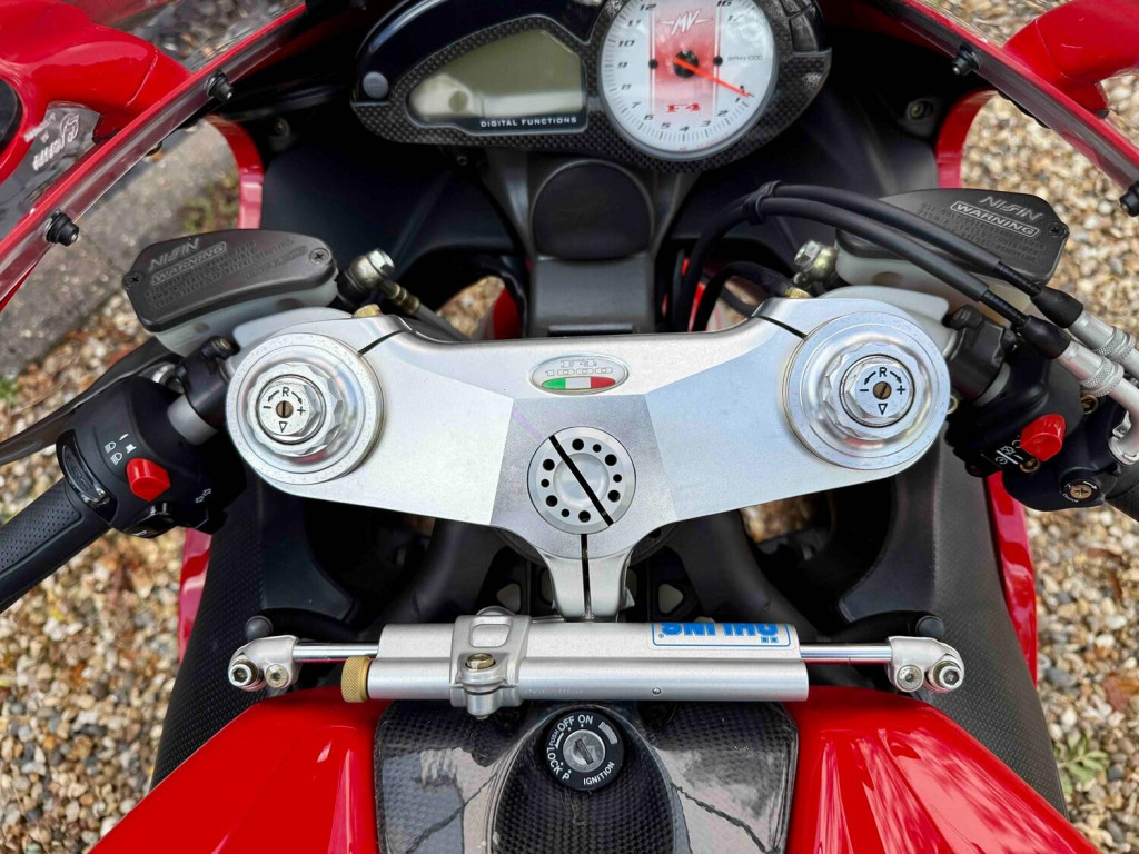 MV AGUSTA F4