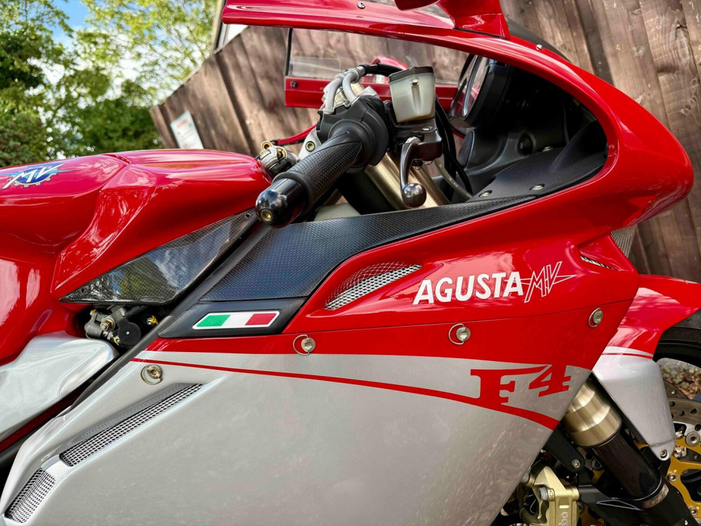 MV AGUSTA F4