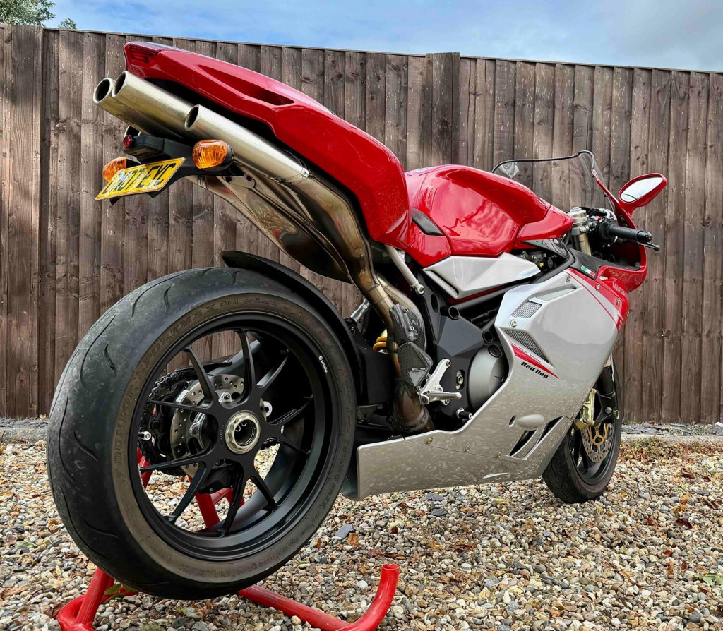 MV AGUSTA F4