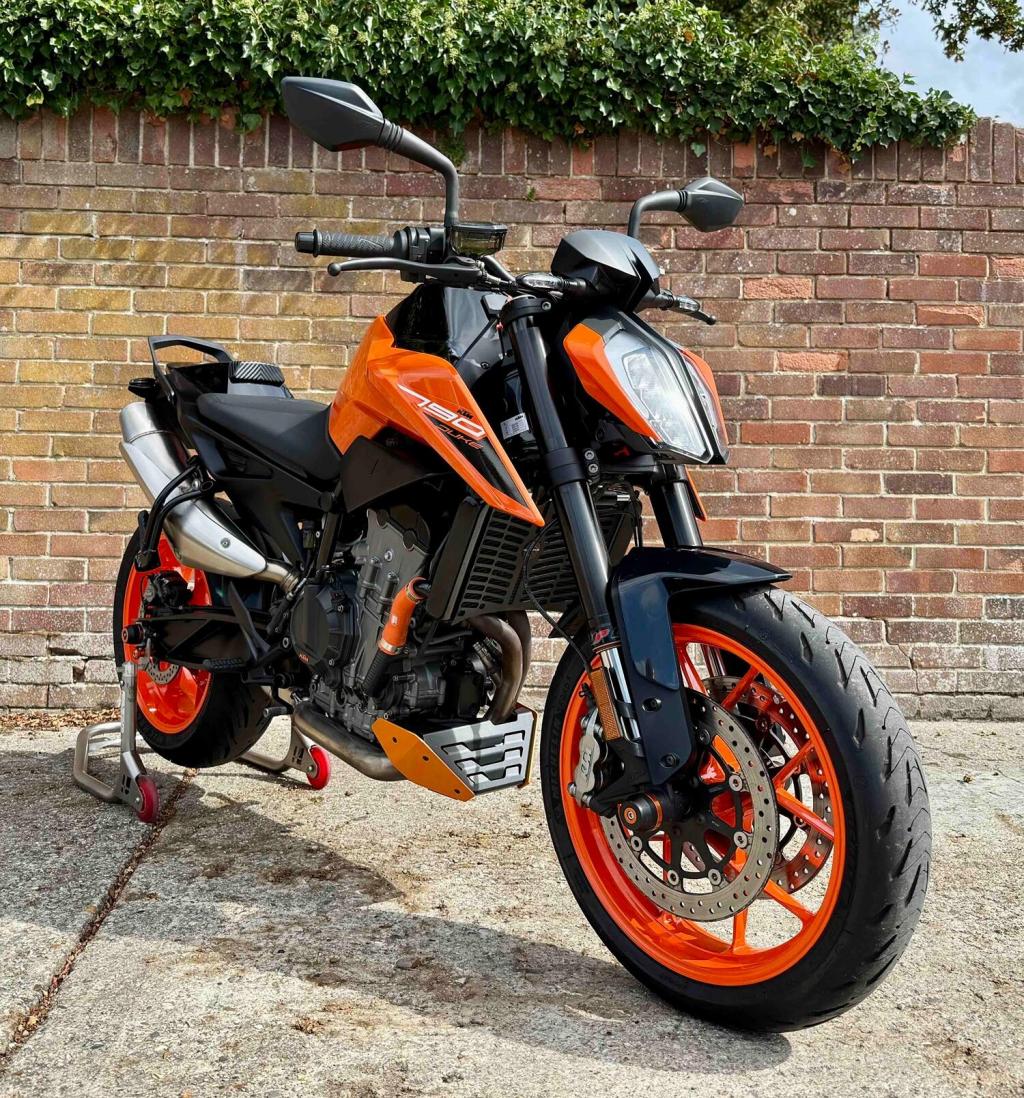 KTM 790 DUKE