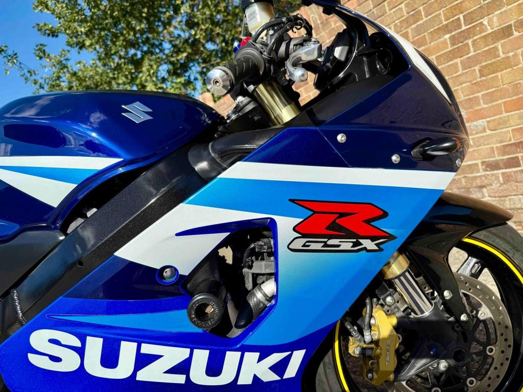 SUZUKI GSXR600
