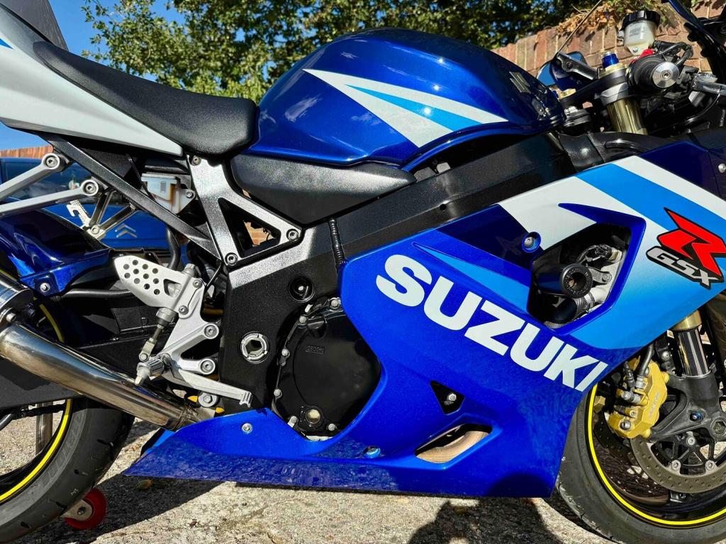 SUZUKI GSXR600