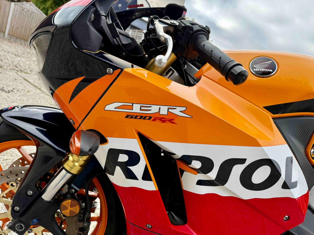 HONDA CBR600RR