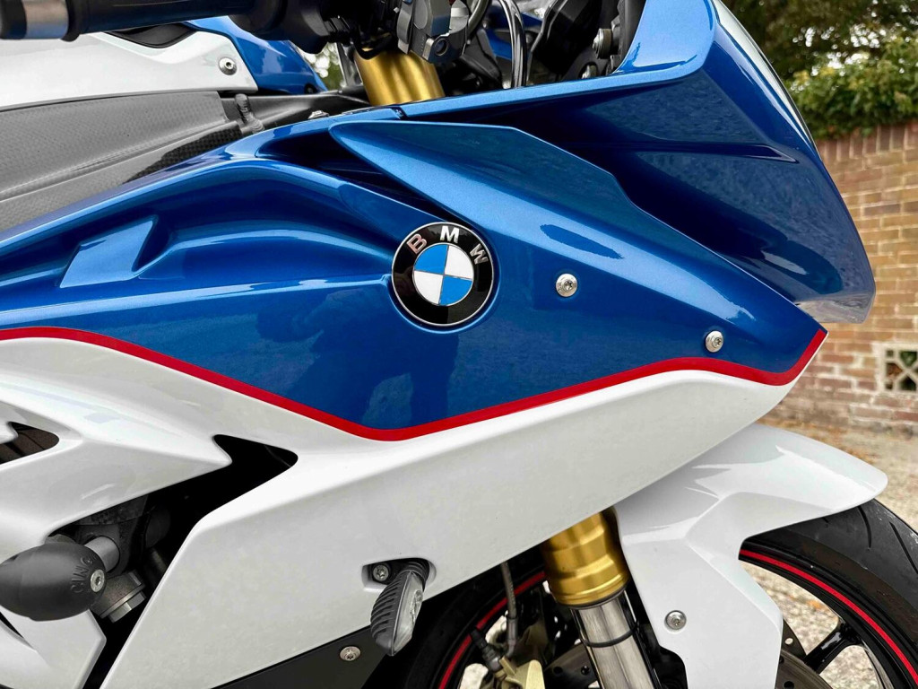 BMW S1000RR