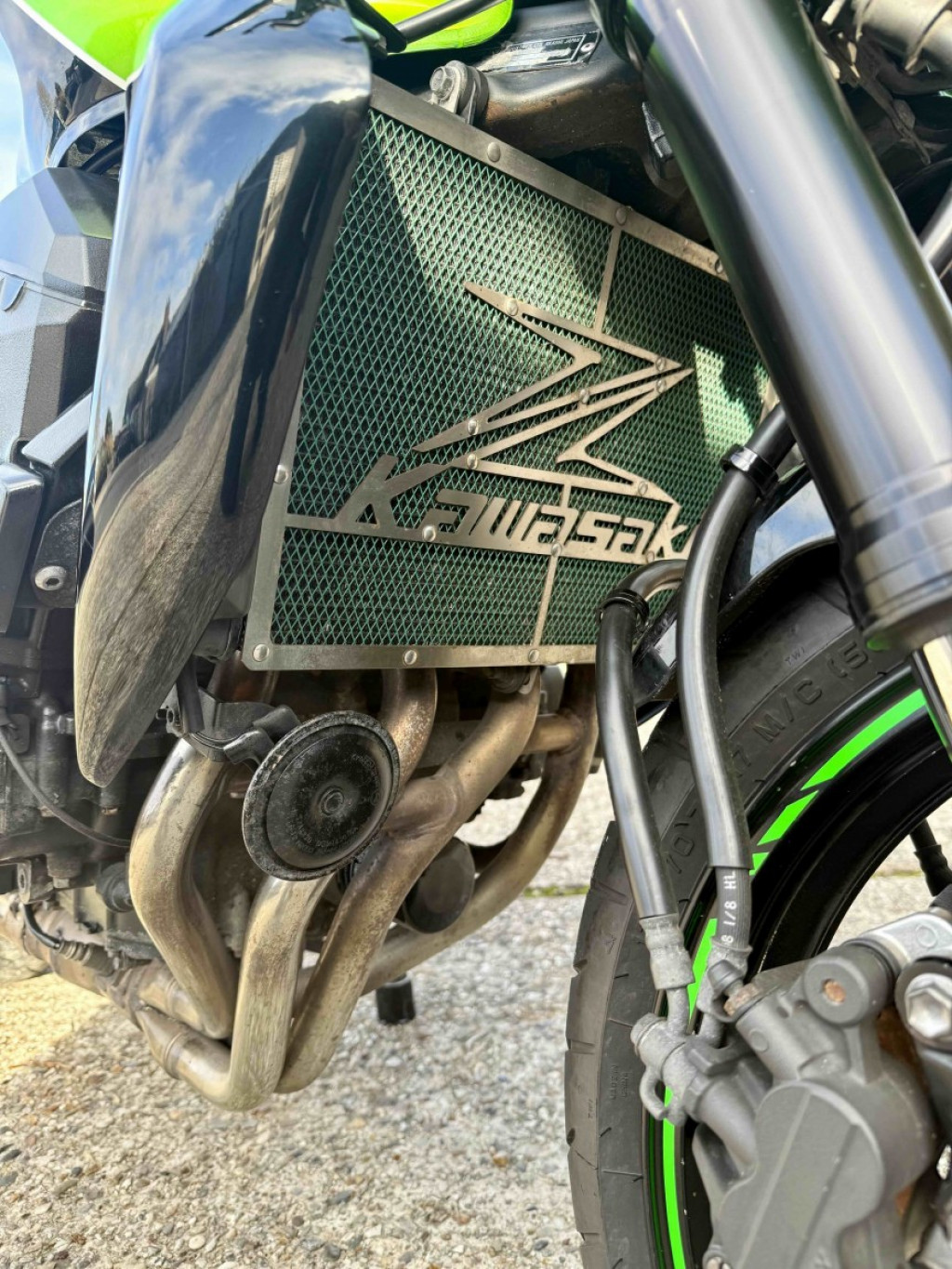 KAWASAKI Z750