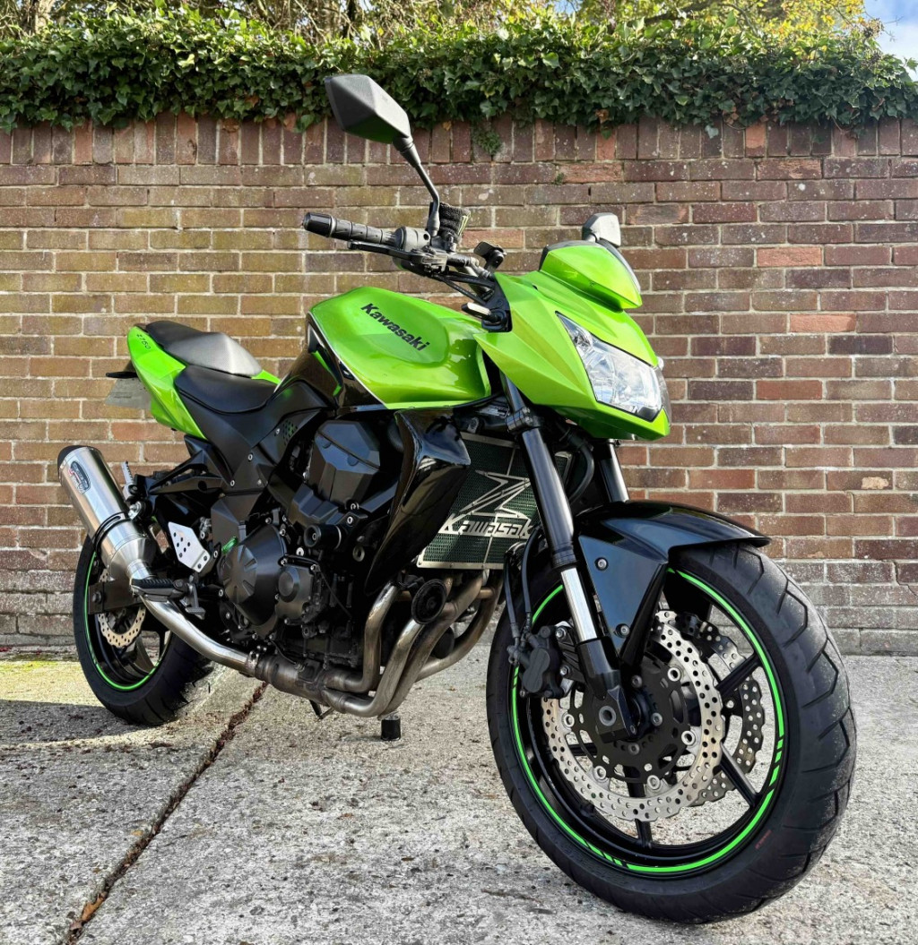 KAWASAKI Z750