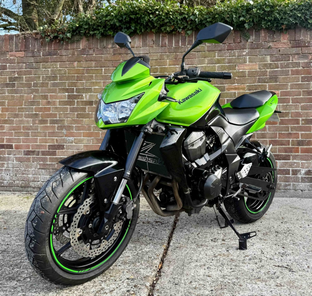 KAWASAKI Z750