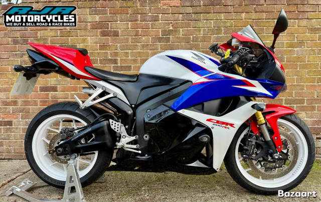 HONDA CBR600RR 