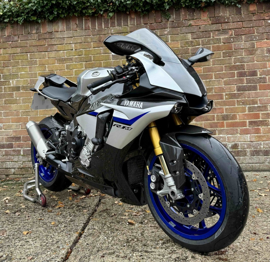 View YAMAHA R1M 