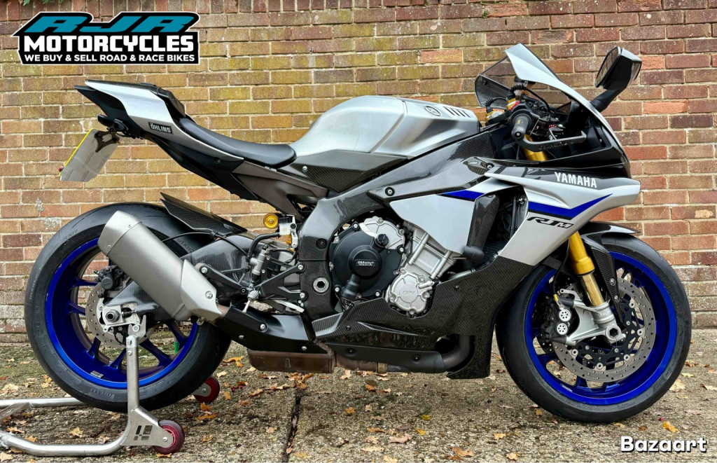 View YAMAHA R1M 