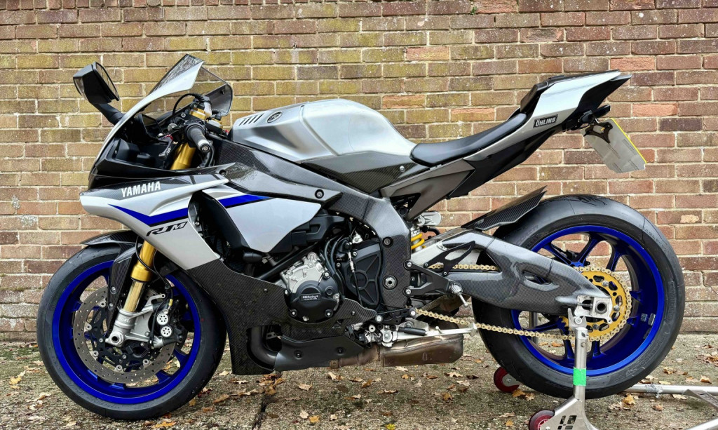 View YAMAHA R1M 