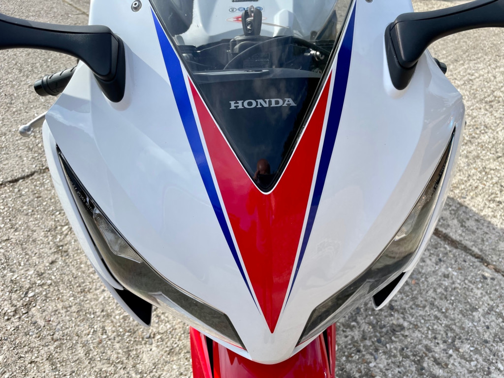 HONDA CBR