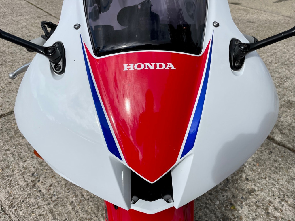 HONDA CBR