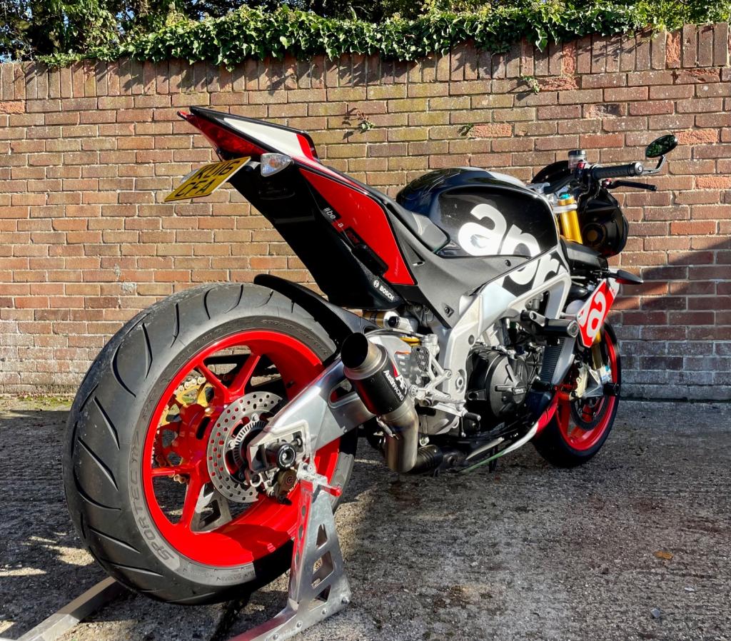 APRILIA Tuono