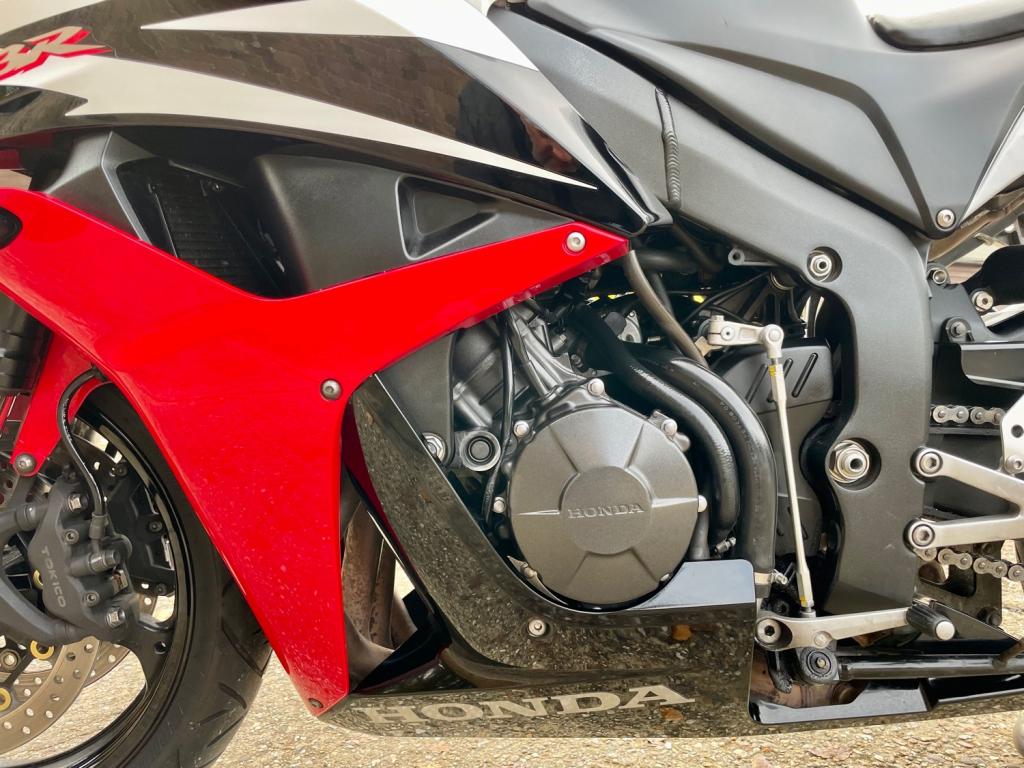HONDA CBR