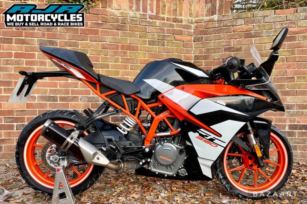 View KTM RC 390 -