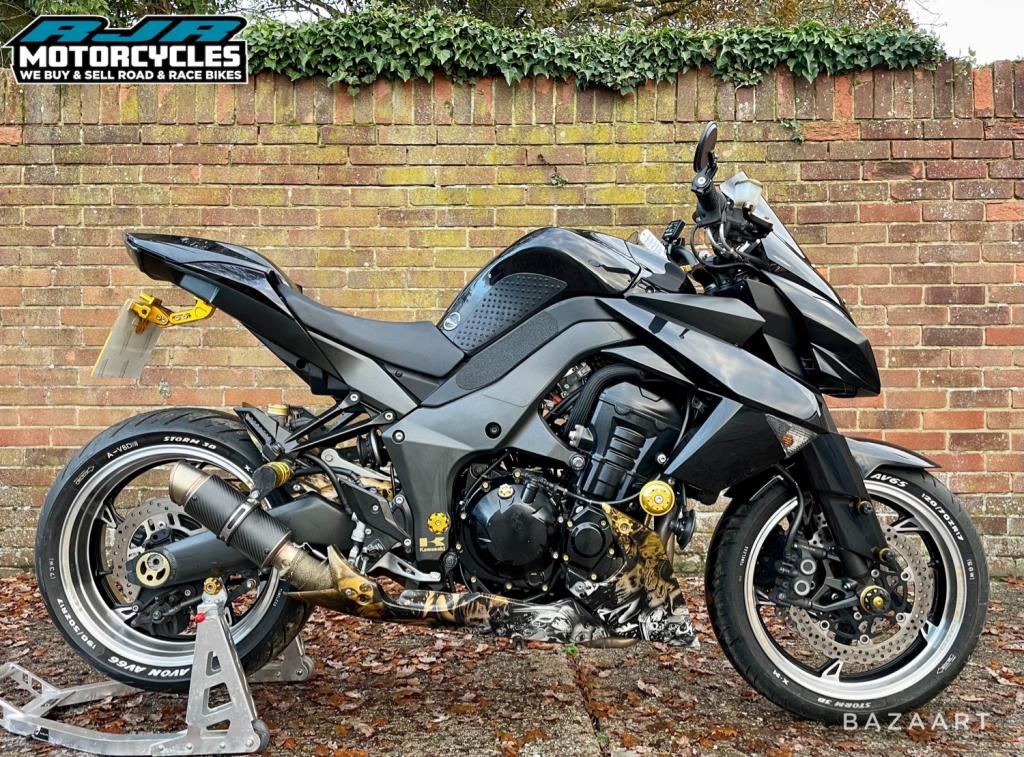 View KAWASAKI ZR 1000 DAF