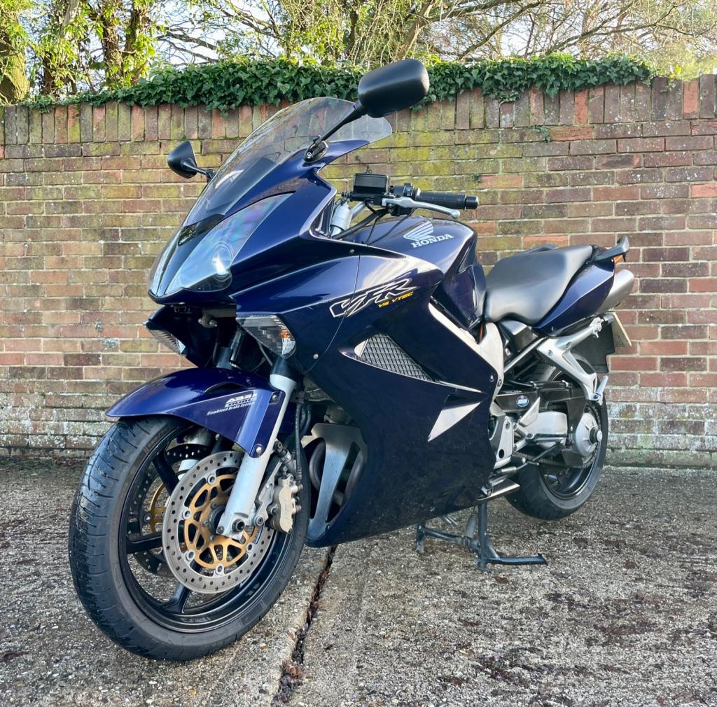 HONDA VFR