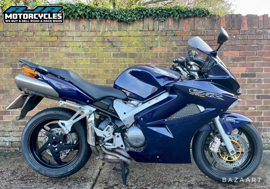 View HONDA VFR 800FA-2