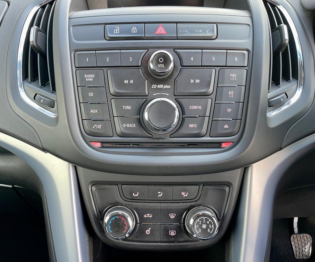 VAUXHALL ZAFIRA TOURER