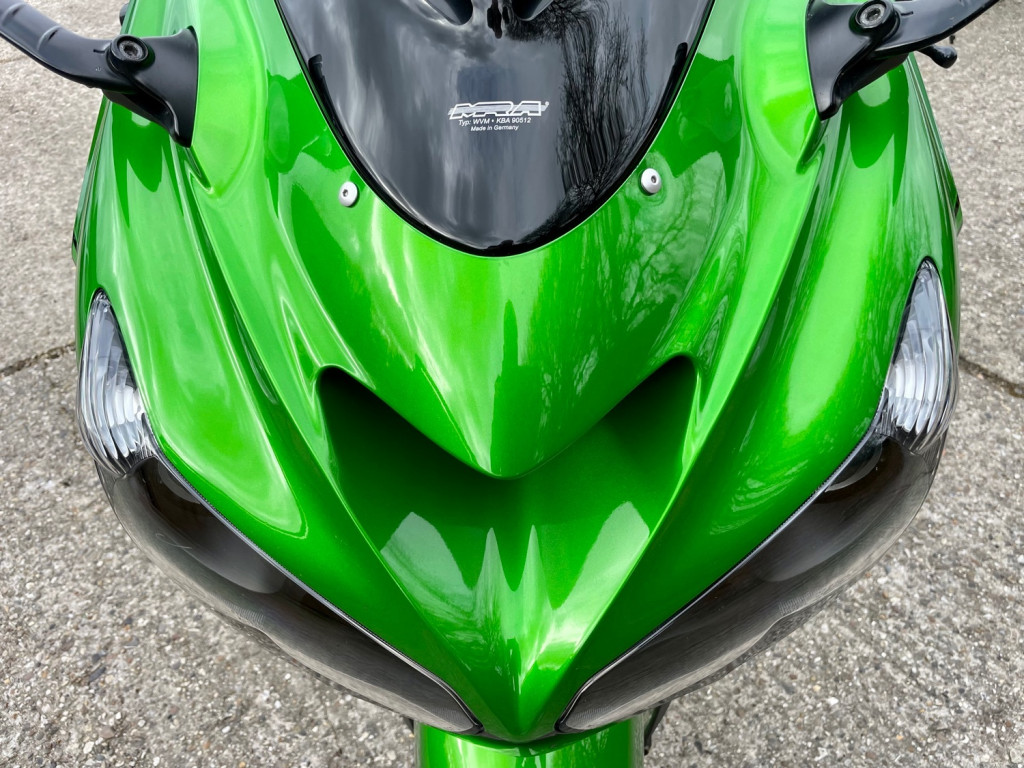KAWASAKI ZX