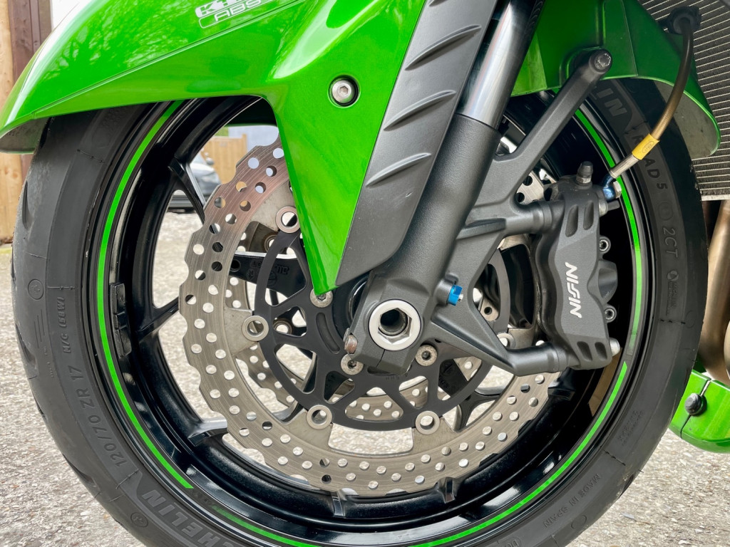 KAWASAKI ZX