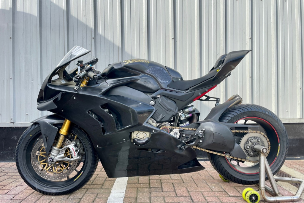 DUCATI Panigale V4