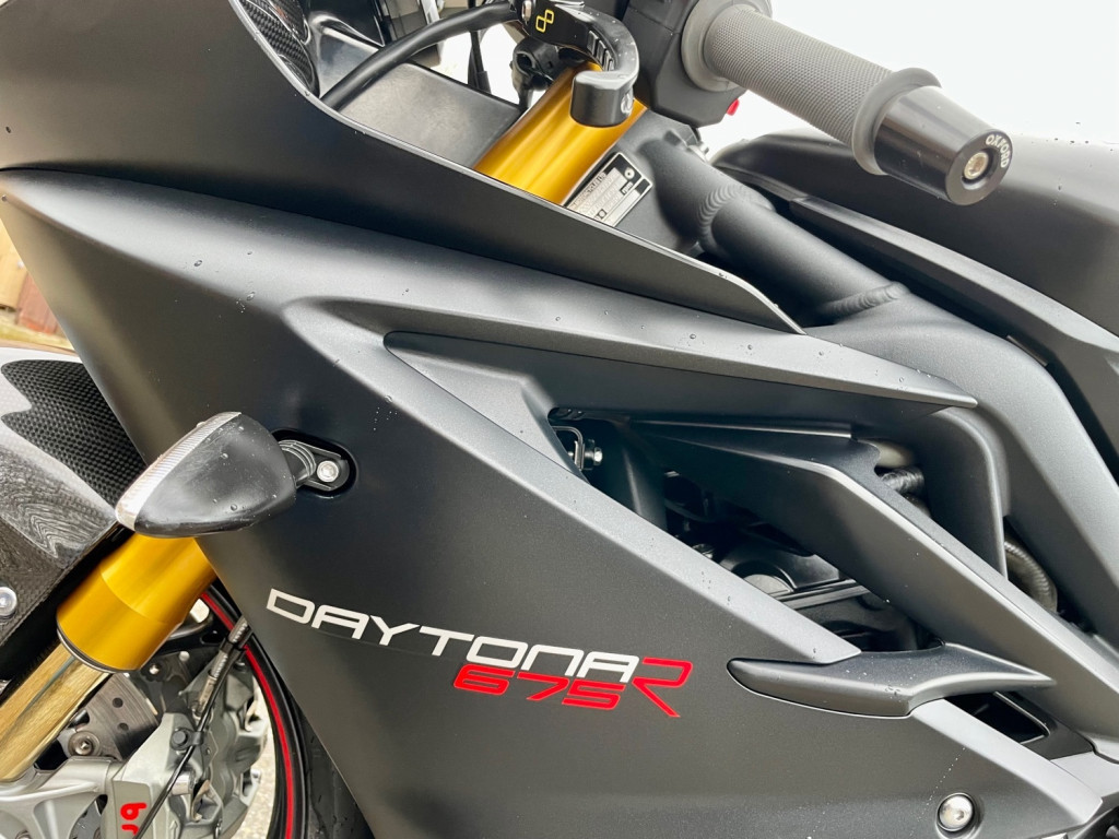 TRIUMPH Daytona