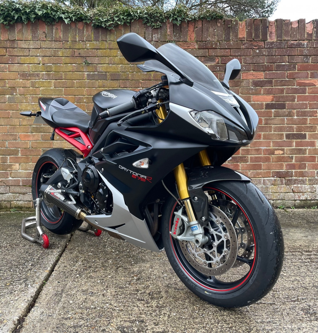 View TRIUMPH Daytona DAYTONA 675 R ABS