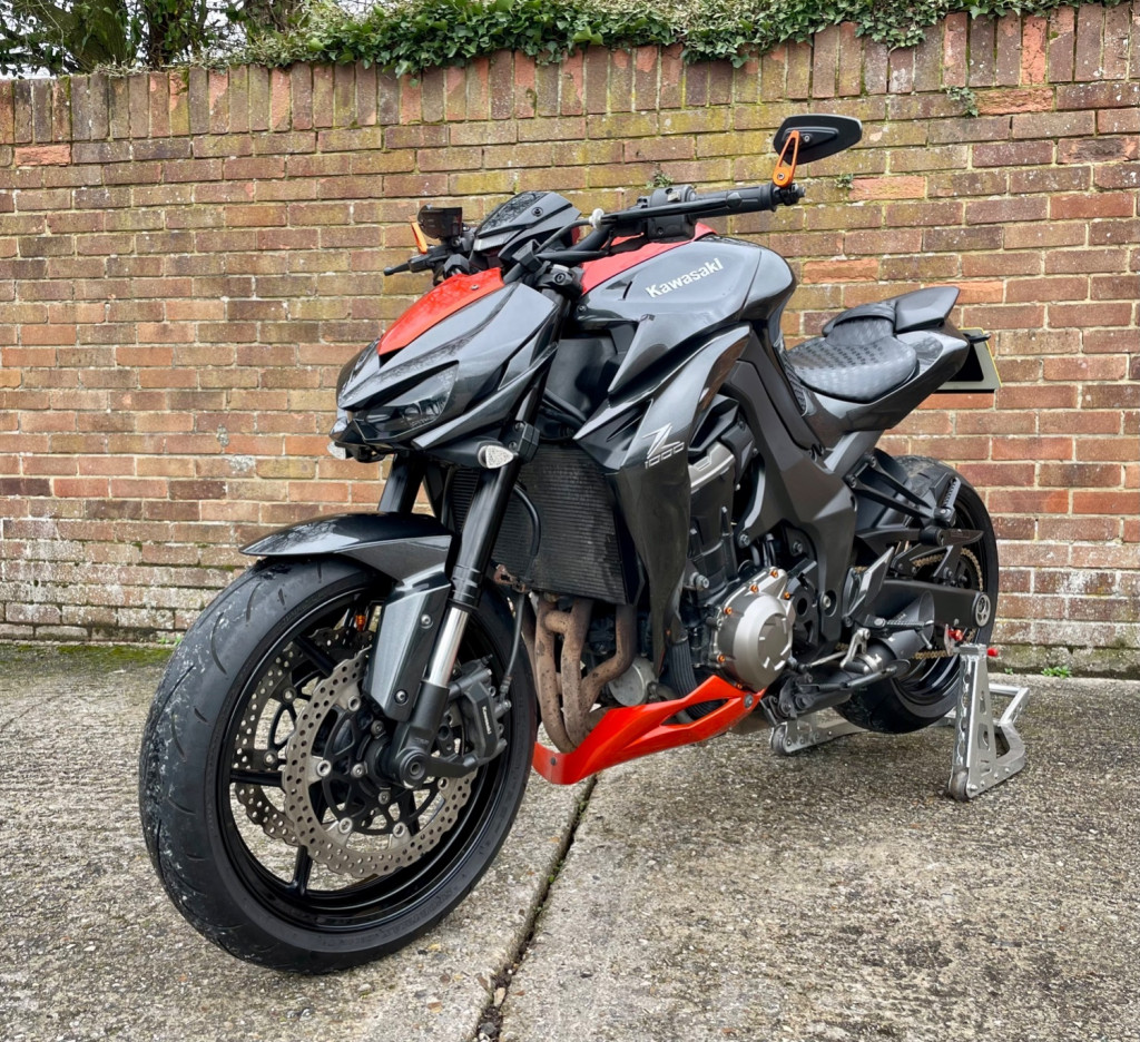 View KAWASAKI ZR 1000 FFF