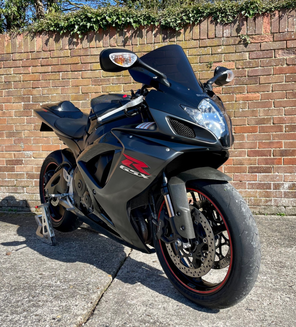 View SUZUKI GSXR 750 K6