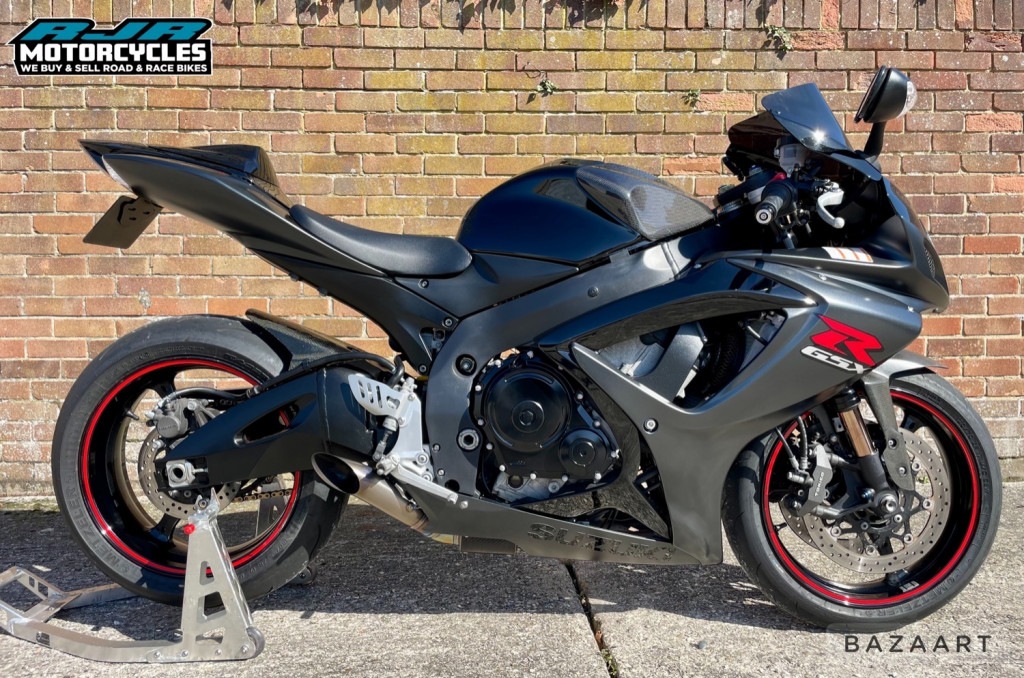 View SUZUKI GSXR 750 K6