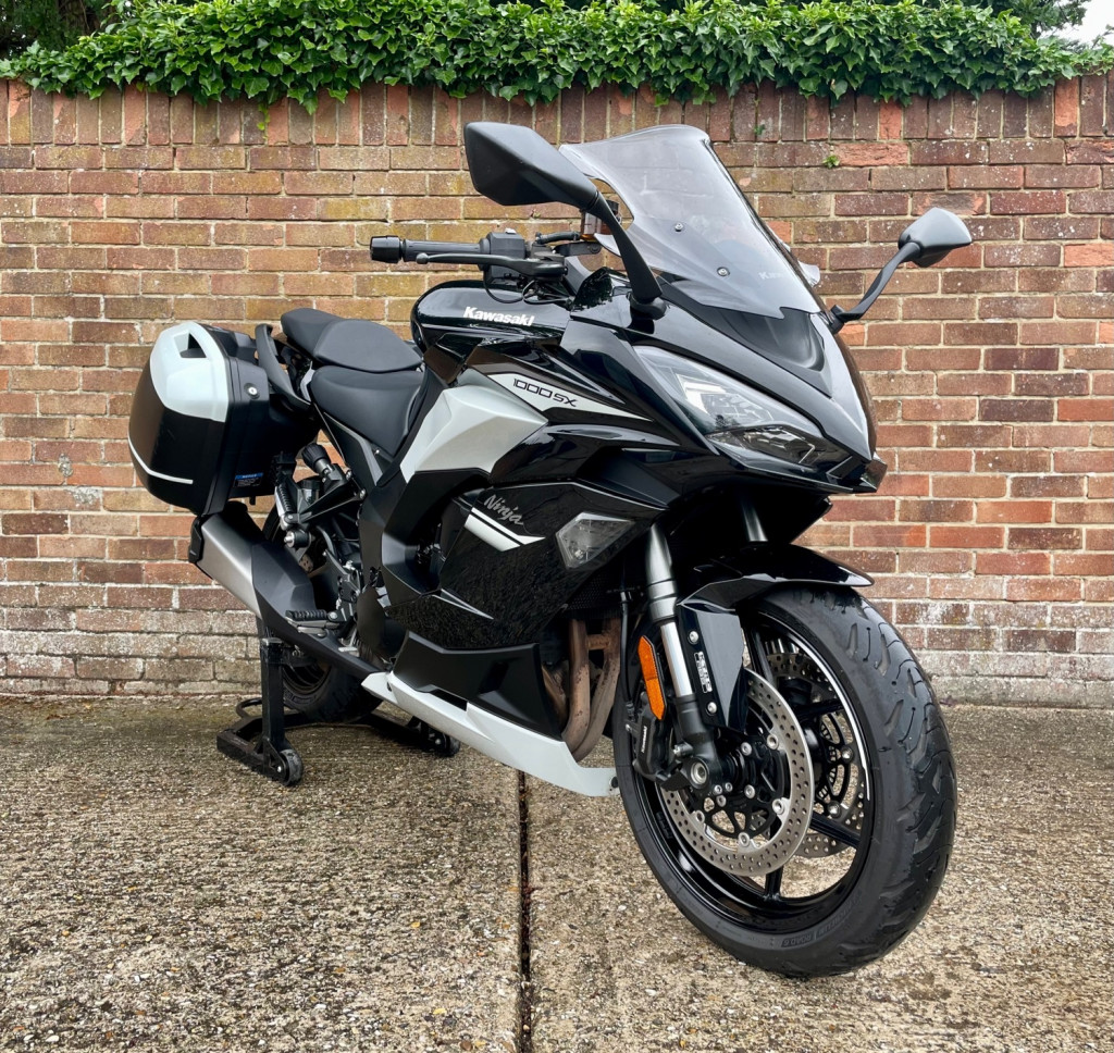 View KAWASAKI ZX 1002 KNFNN